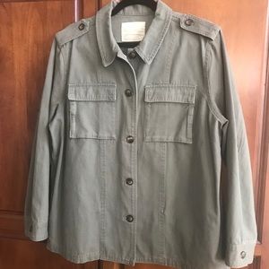 Life love is free And everlasting jacket size M